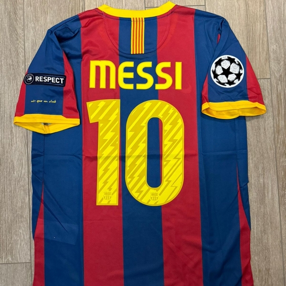 Nike Other - Jersey Soccer Version Retro Team Barcelona 2011 Messi # 10